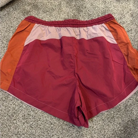 Lululemon Evergreen Windbreaker Shorts - Picture 3 of 5